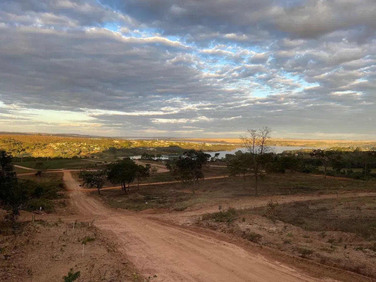 PARCELAS DE R$ 520,00 NO LAGO CORUMBÁ 4 - Foto 5