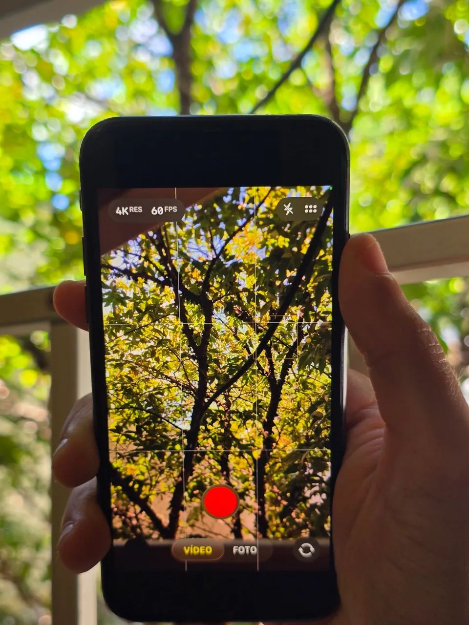 Iphone SE 2°geração  - Foto 5