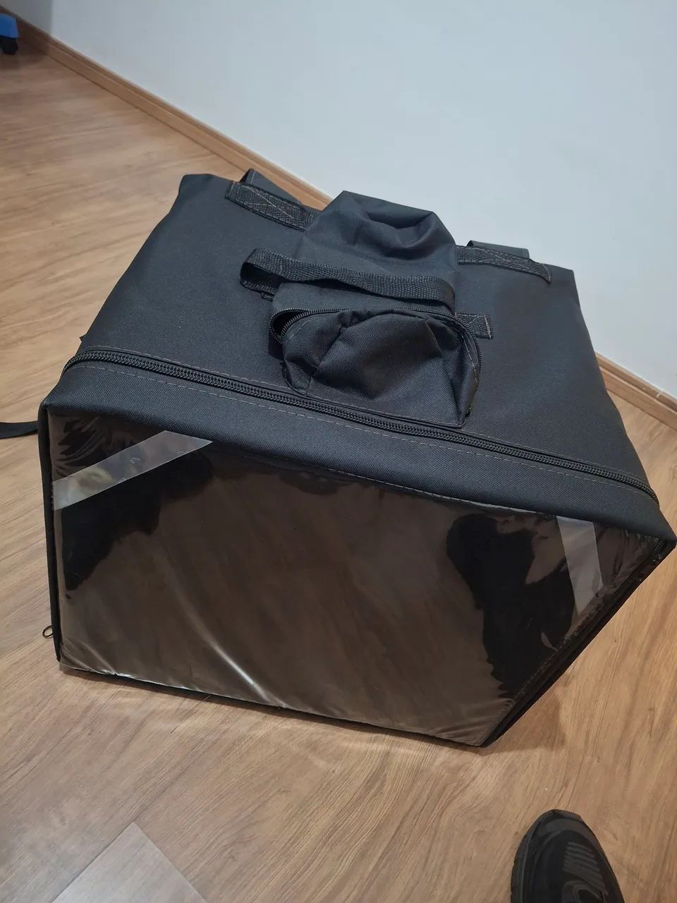 Vendo beg conservada , um mes de uso 