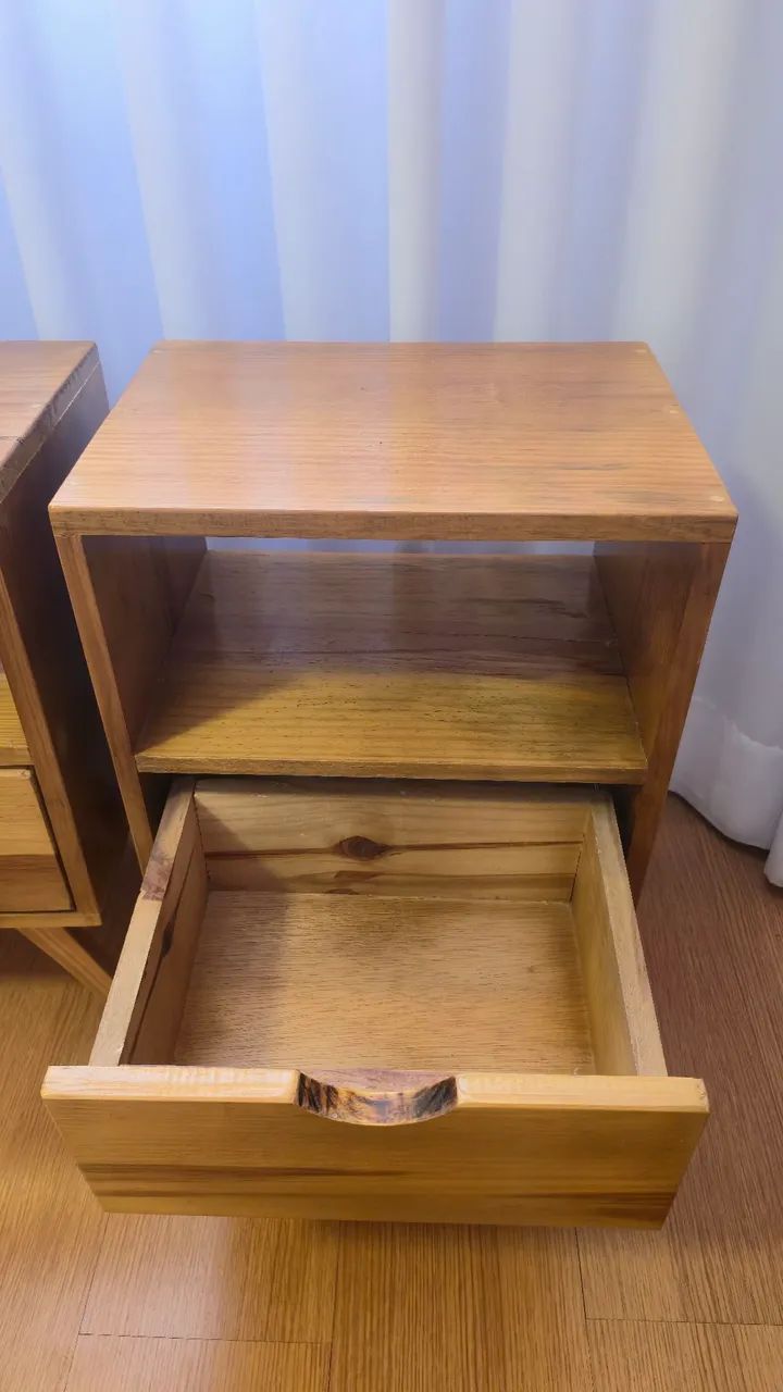 Criado mudo/ mesa de cabeceira - Foto 2