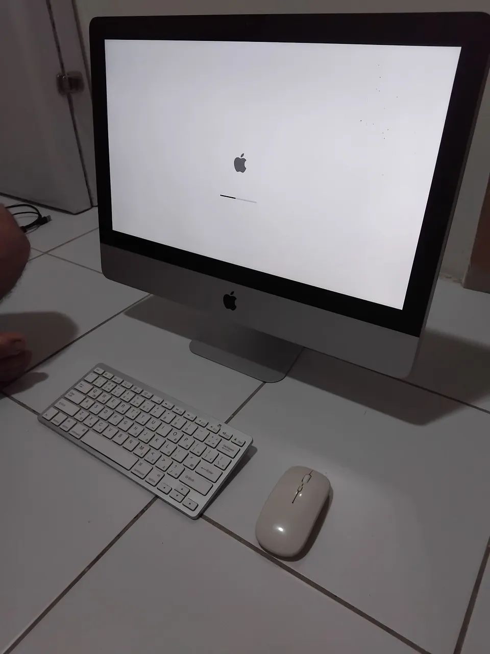 Apple iMac, mouse e teclado  - Foto 2