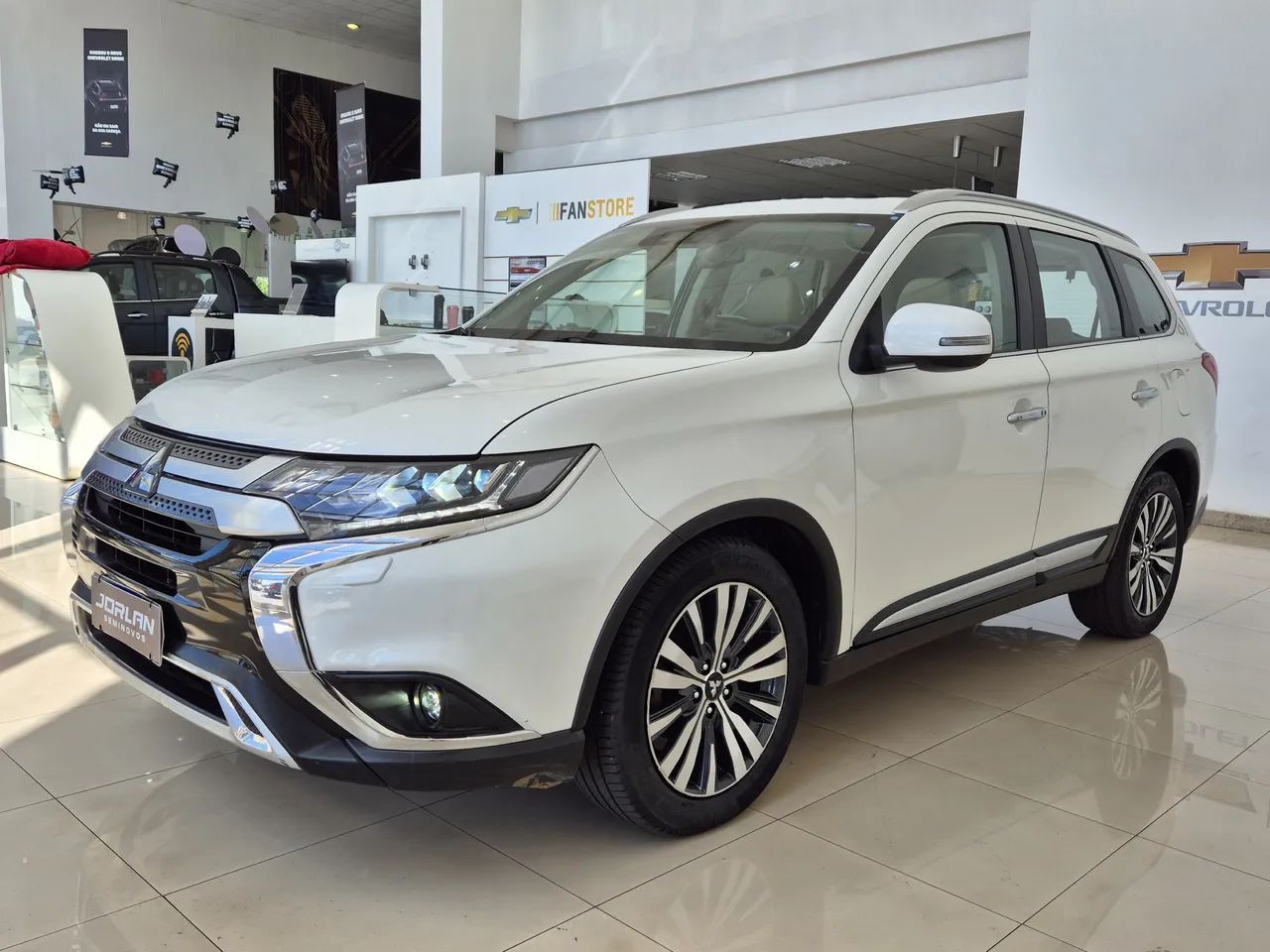 Mitsubishi Outlander 2022