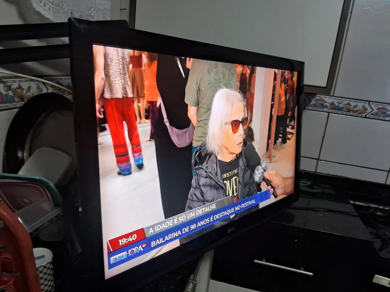 TV 42 POLEGADAS DIGITAL LG ENTREGA INCLUÍDA  - Foto 3