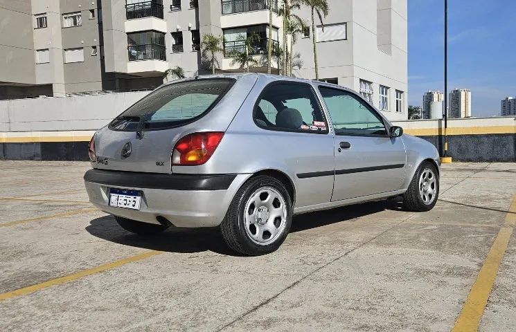 Ford Fiesta GLX 1.6 8V 3P 2001