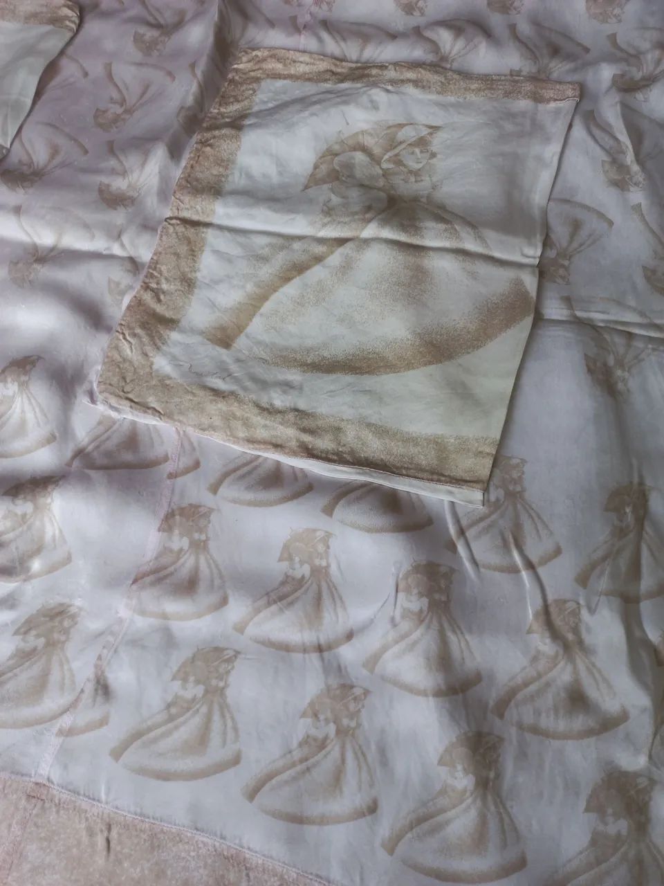 Jogo de cama casal em cetim com pinturas especiais  - Foto 2