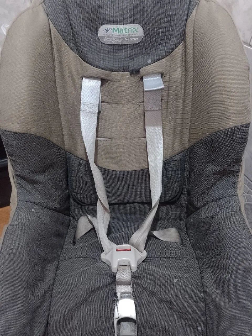 Vendo Cadeirinha para carro com a Base.  - Foto 2