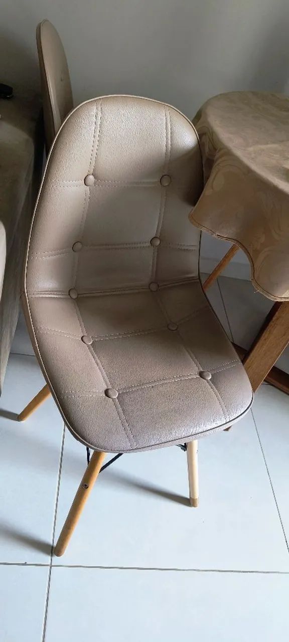 4 cadeiras apenas venda 