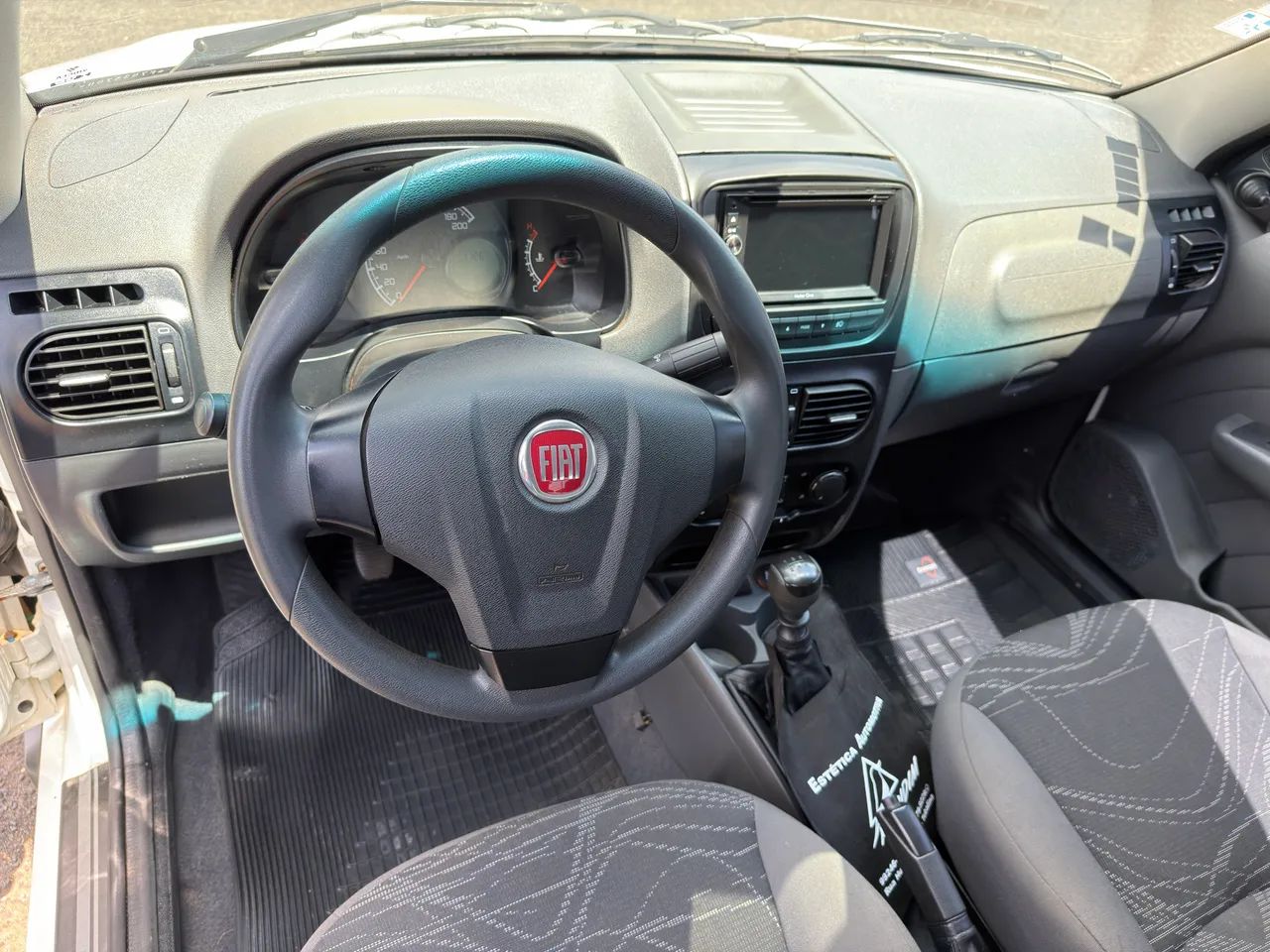 Fiat Strada Working 1.4 MPI Fire Flex 8V CD 2015 - Foto 5