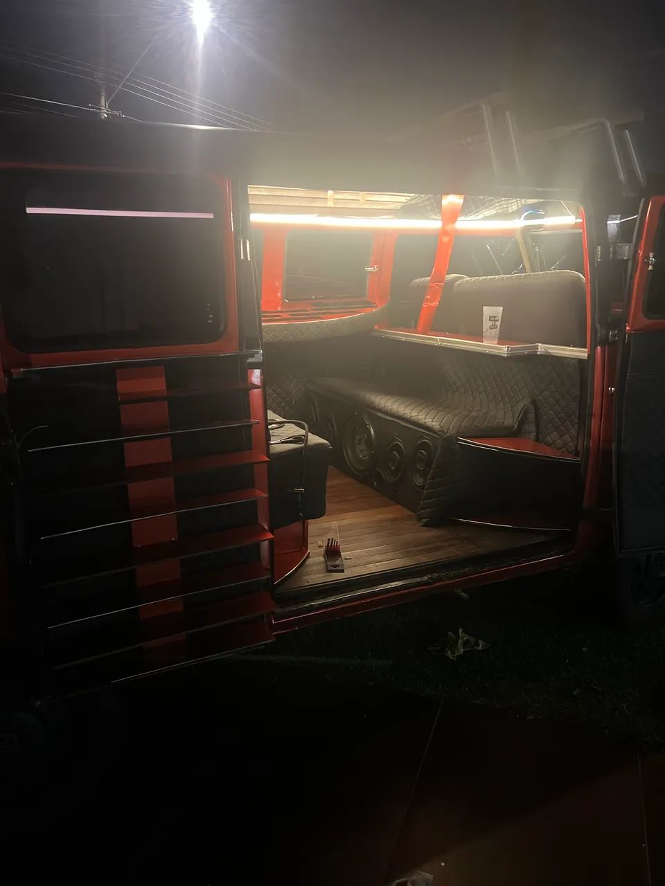 Kombi para eventos com óculos e fantasias para seu convidado se divertir  - Foto 5