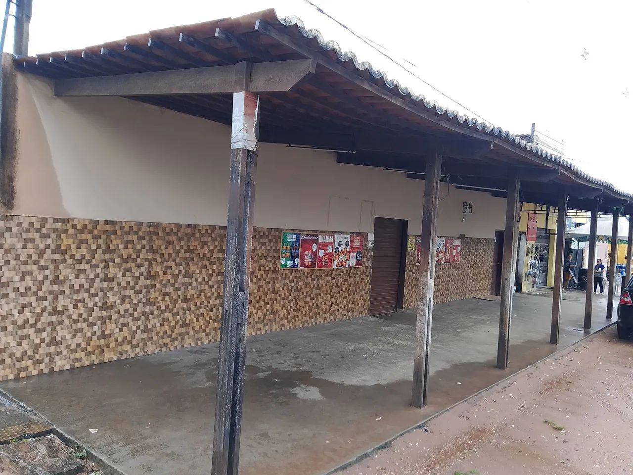 Alugo casa mais ponto comercial 