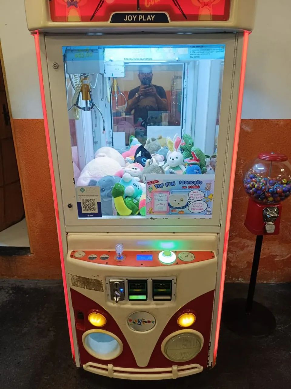 Vendo Máquina de Pelúcia - Tipo Grua  - Foto 2