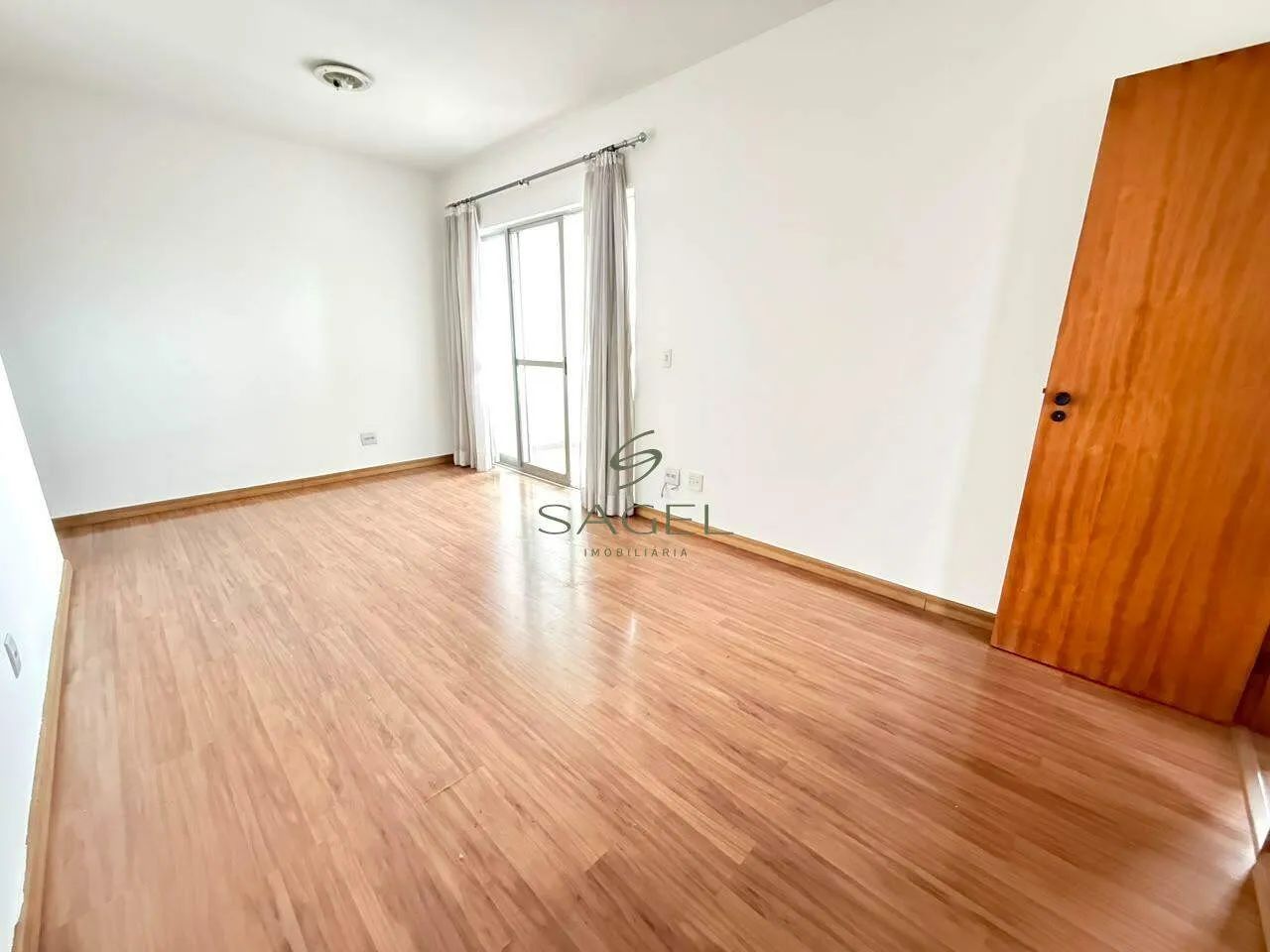 Apartamento de 3 quartos e 1 vaga para alugar no Coração Eucarístico - Foto 2