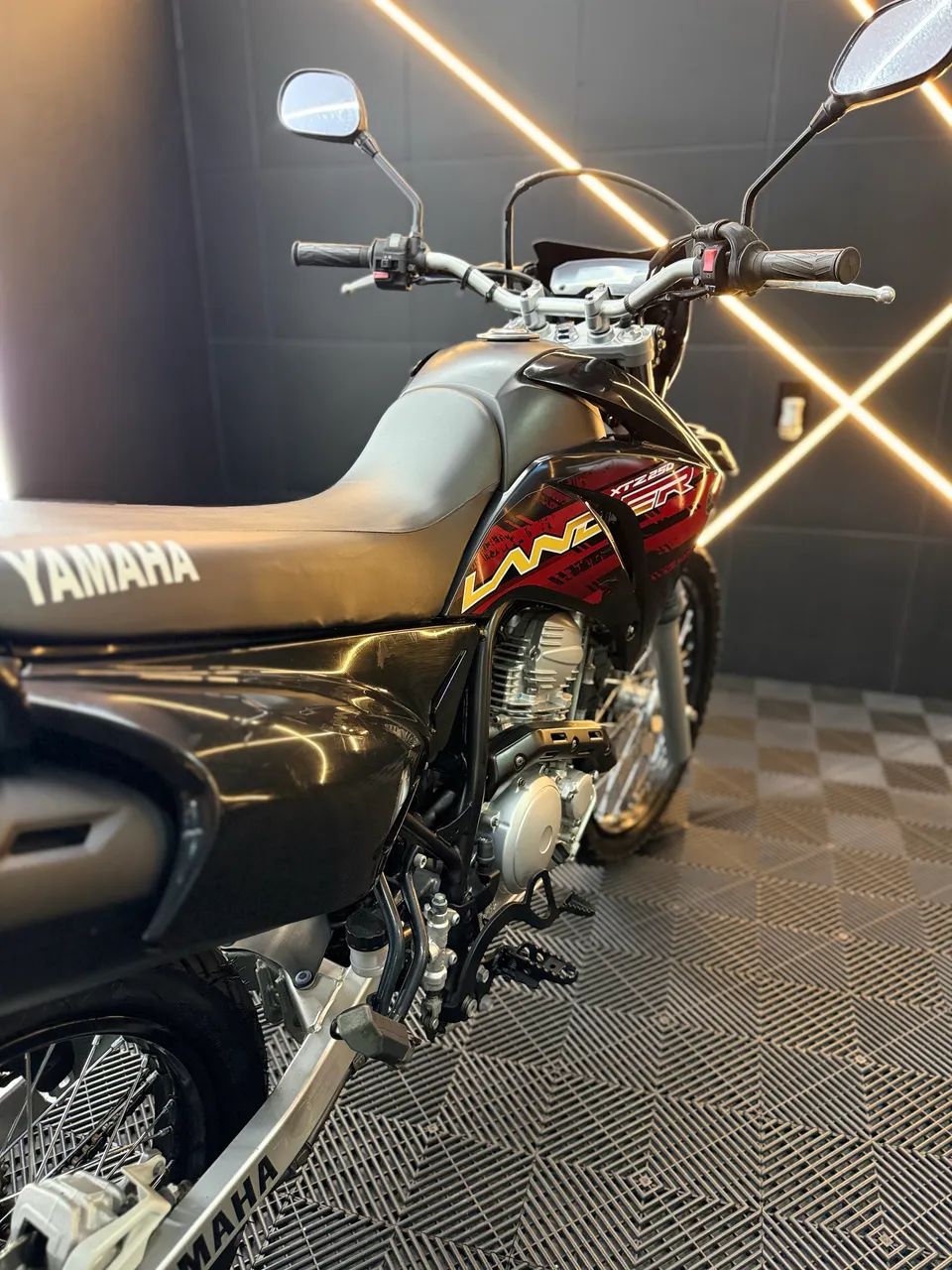Yamaha Lander 2018