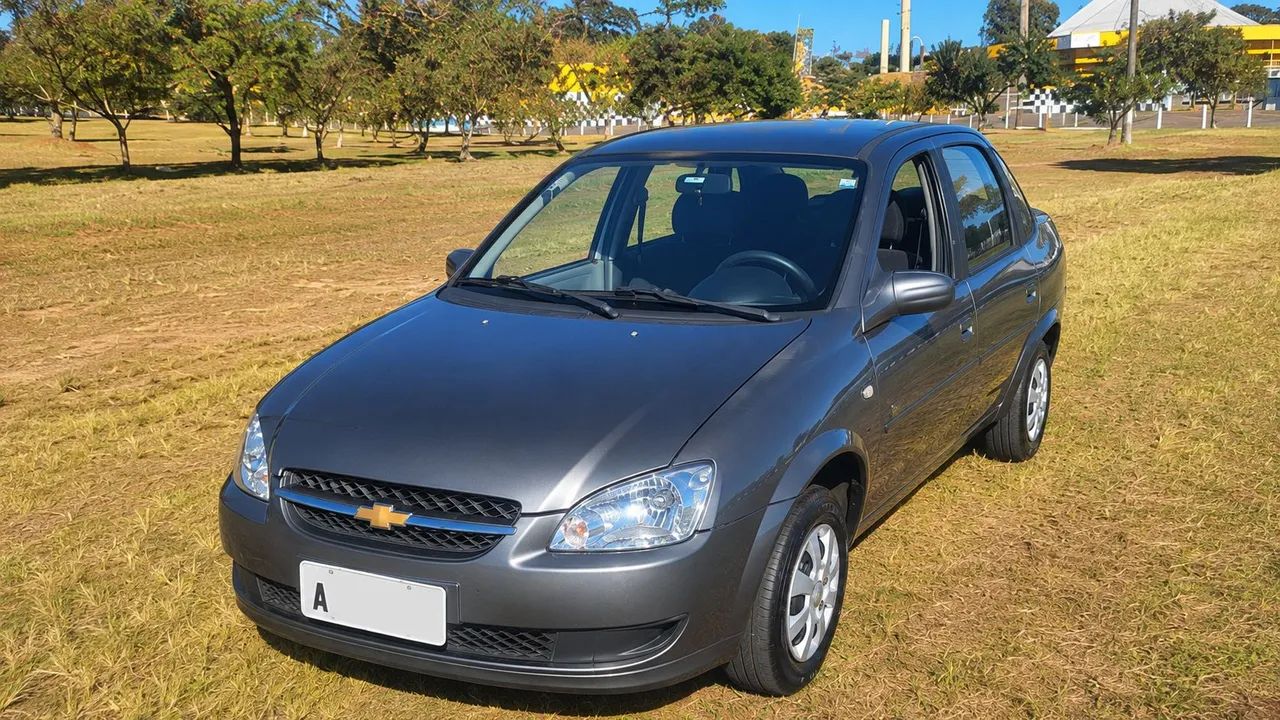 Chevrolet Classic 2011