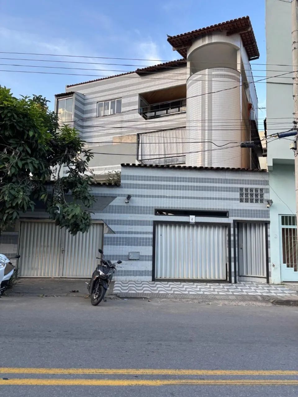 Alugo apartamento no Marista.
