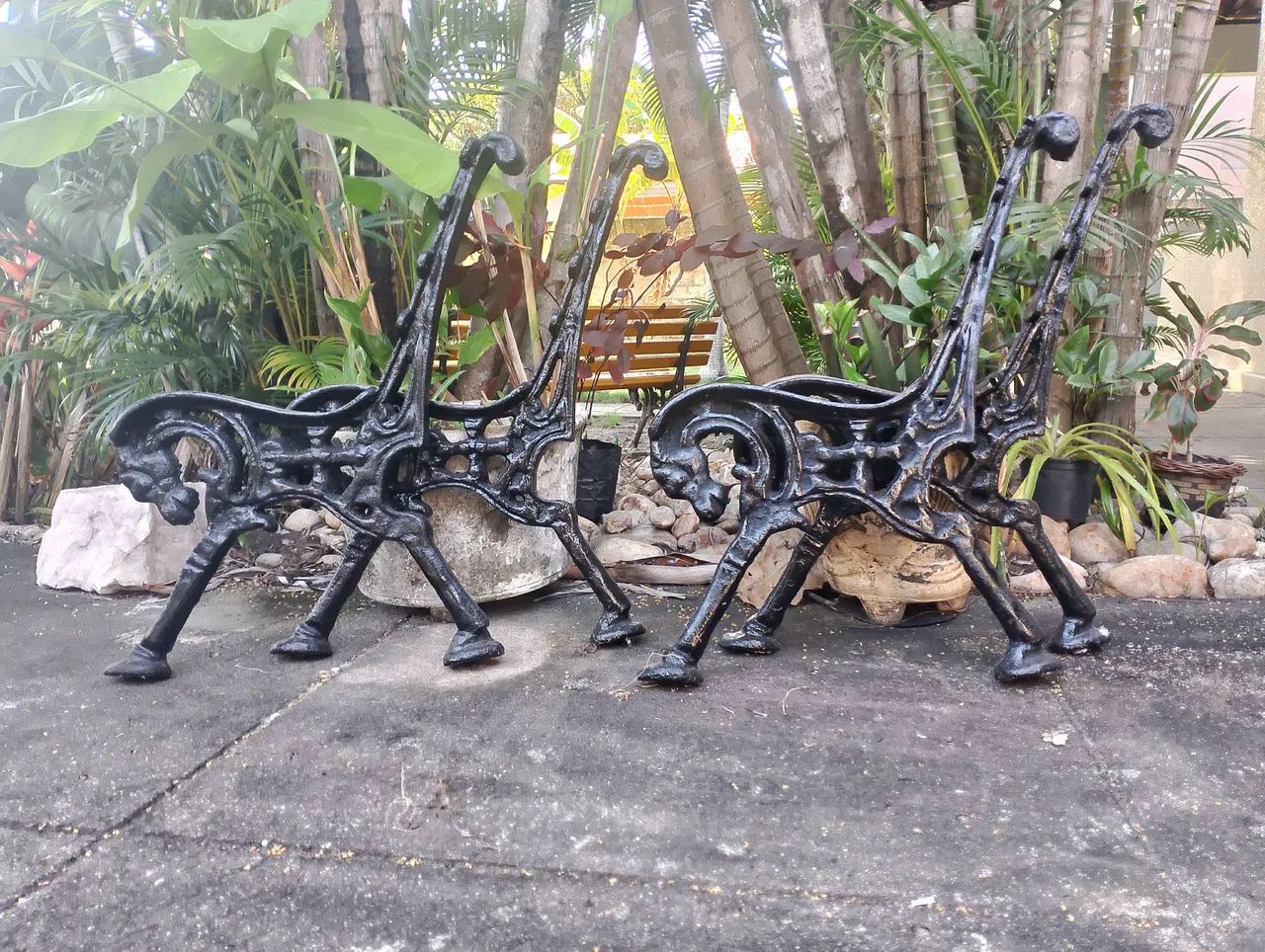 Ferro para banco de jardim