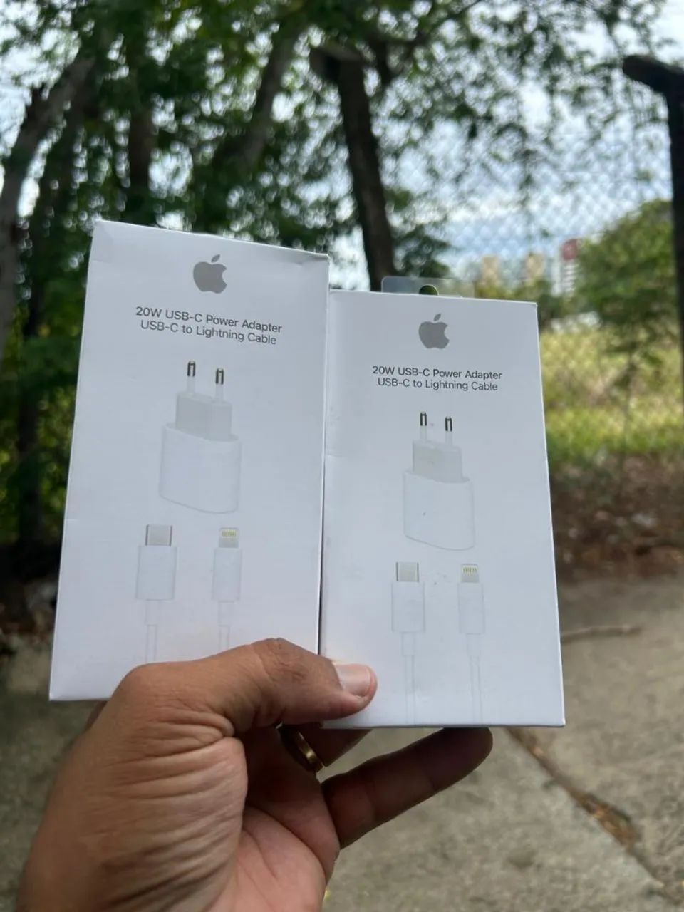 Vendo Carregador para iPhone 