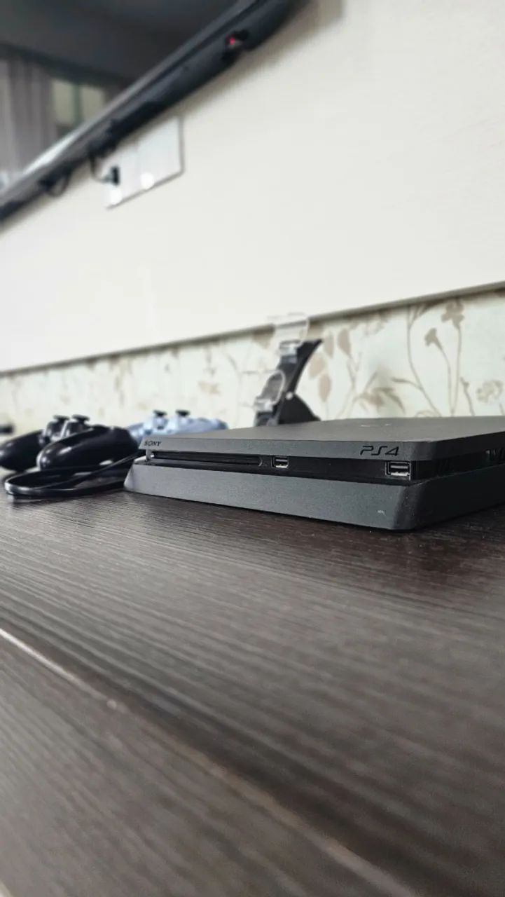 PS4 Slim 2017 1 TB - Foto 4