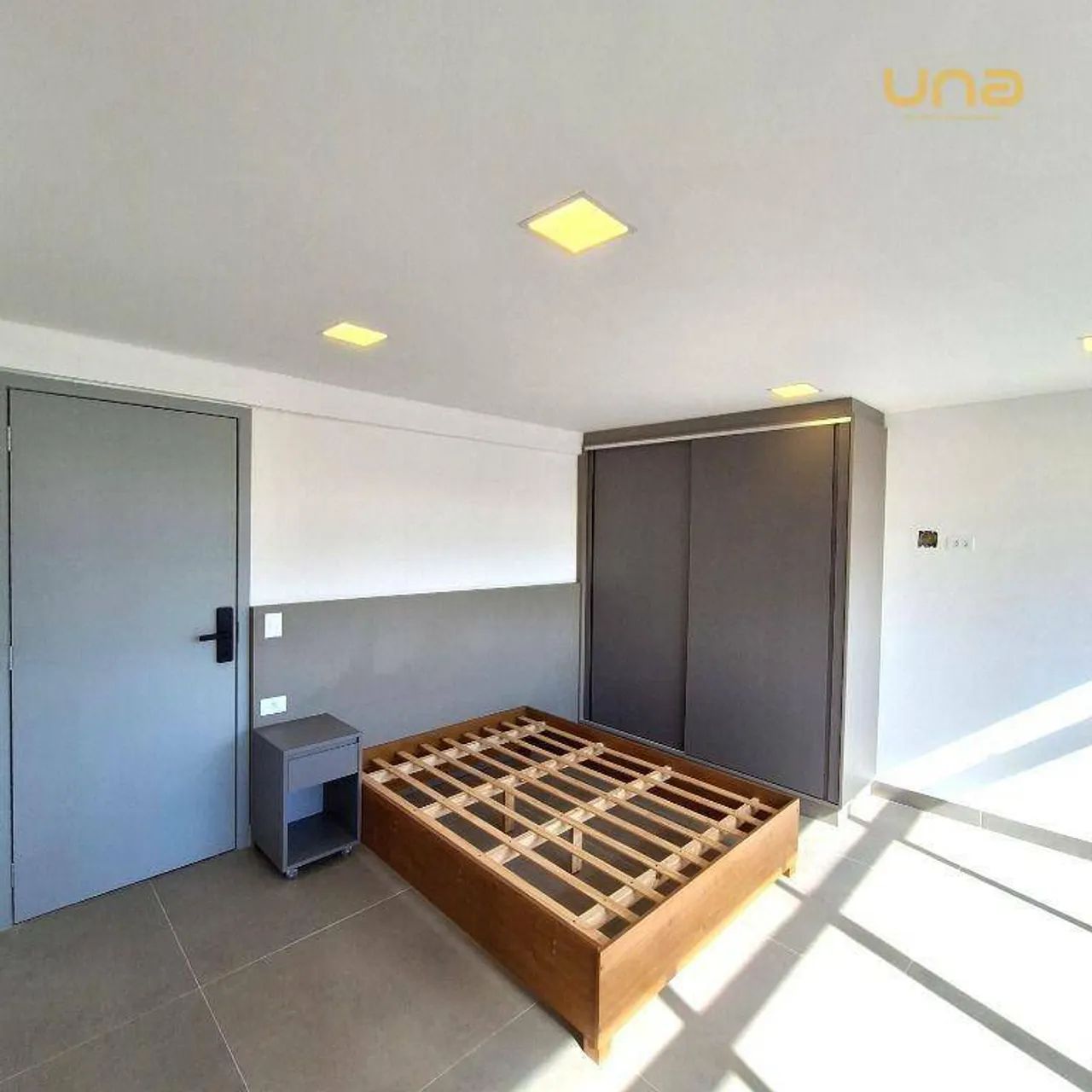 Studio Mobiliado e Equipado com 34m² | 50m do Shopping Muller | Centro Cívico - Foto 3