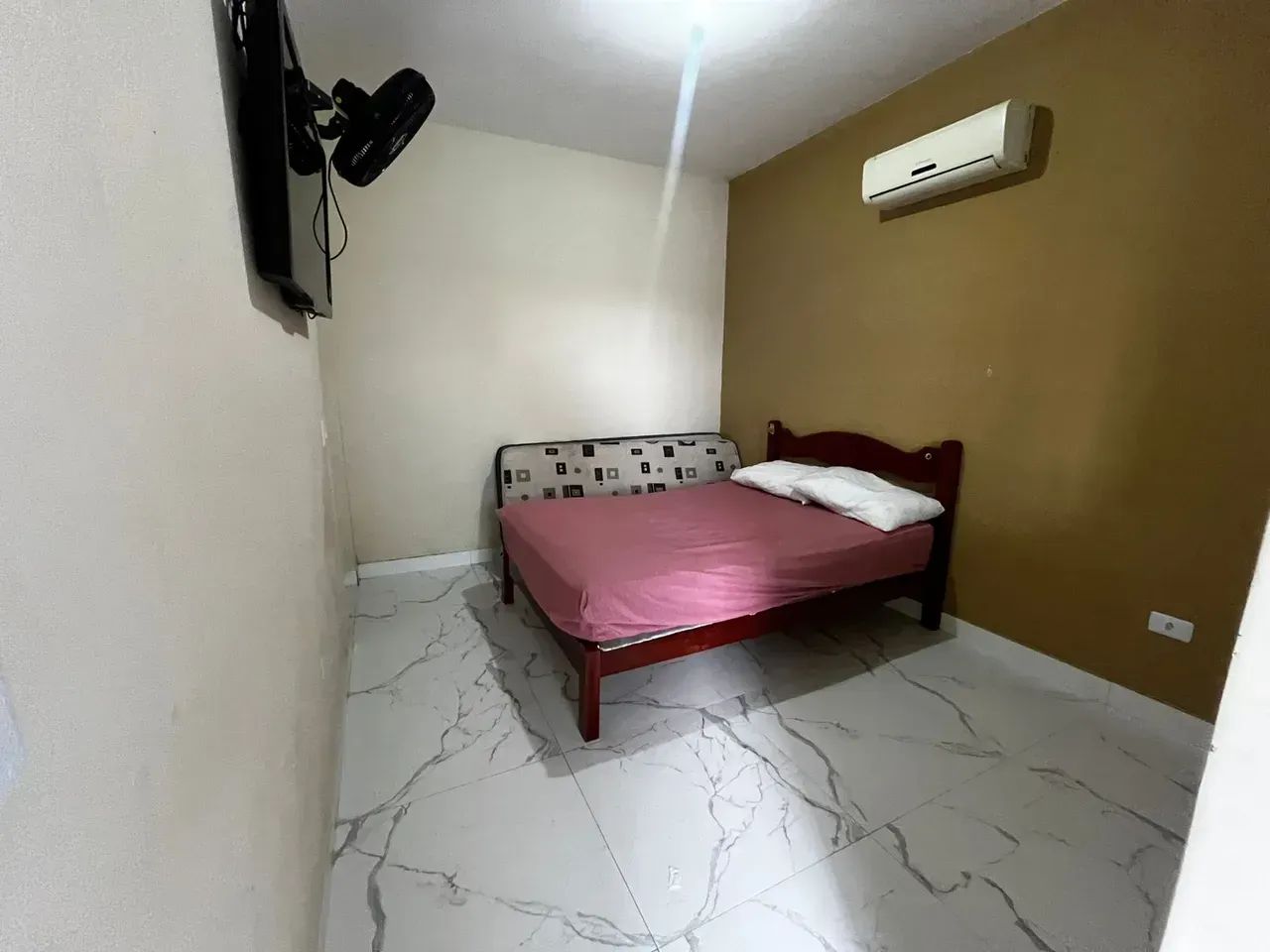 Casa com piscina hidromassagem com 3 quartos em Peruíbe - SP - Foto 5
