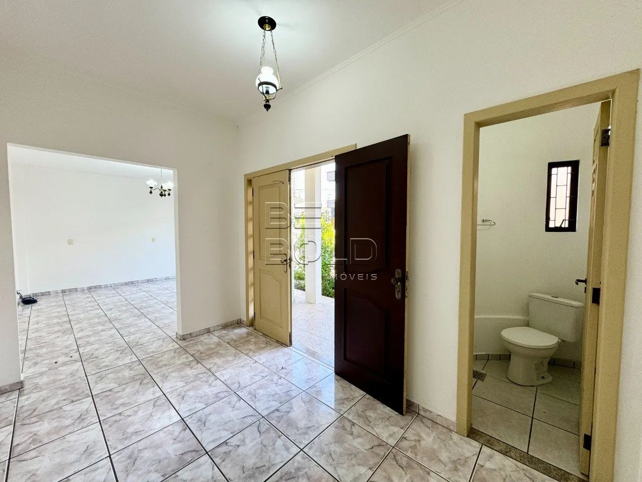 Ampla casa com elevador - Foto 3