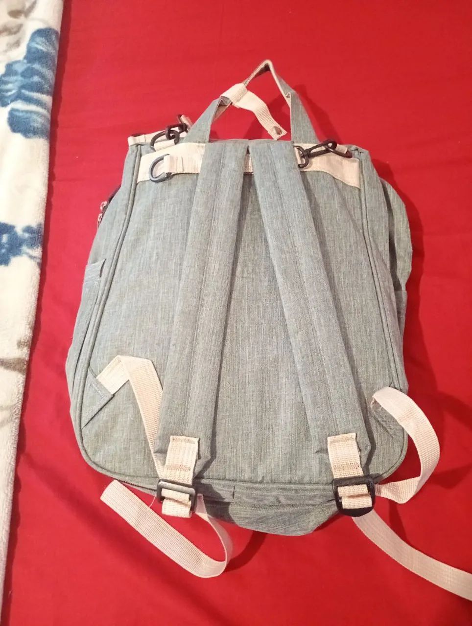 Vendo bolsa vira berço nova  - Foto 2