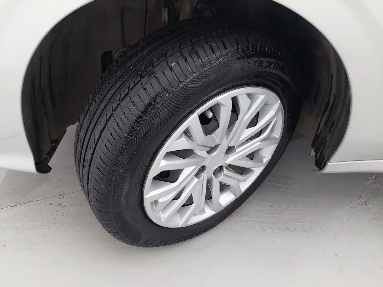 Fiat Cronos DRIVE 1.3 8V Flex, foto 11 de 18