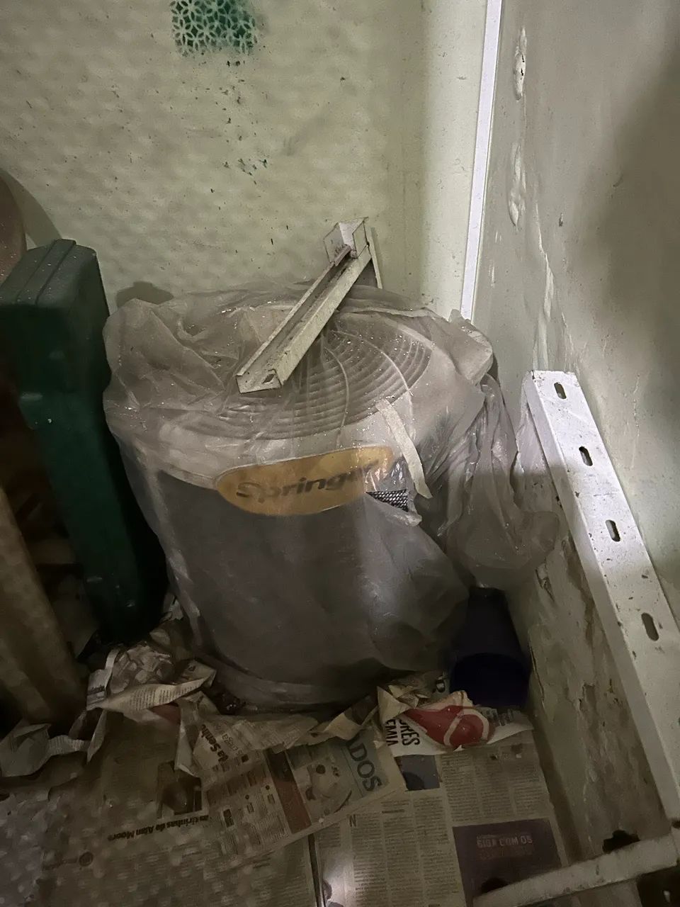 Vendo Compressor de Ar-condicionado Sprint  - Foto 5