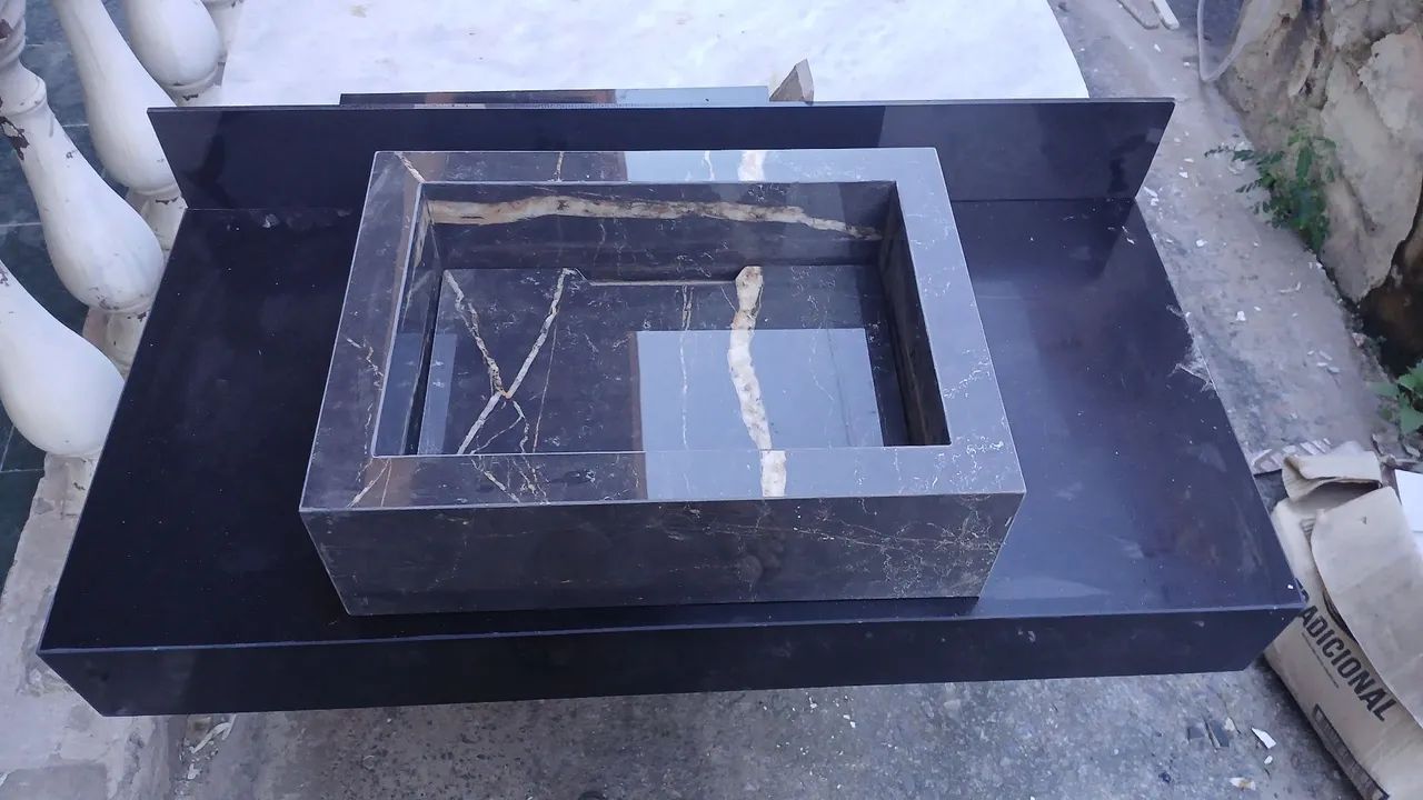 Bancada em porcelanato 