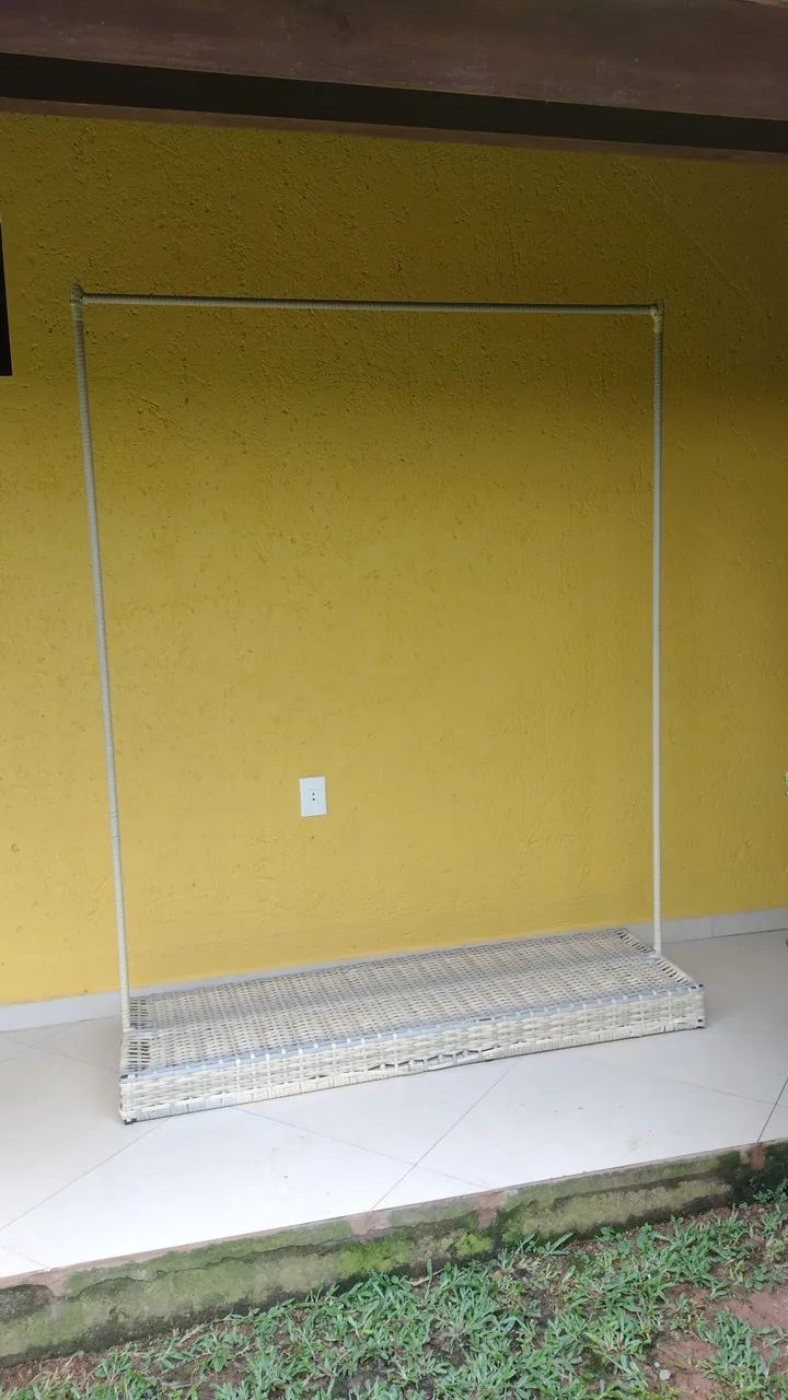 Arara para roupas - Foto 2