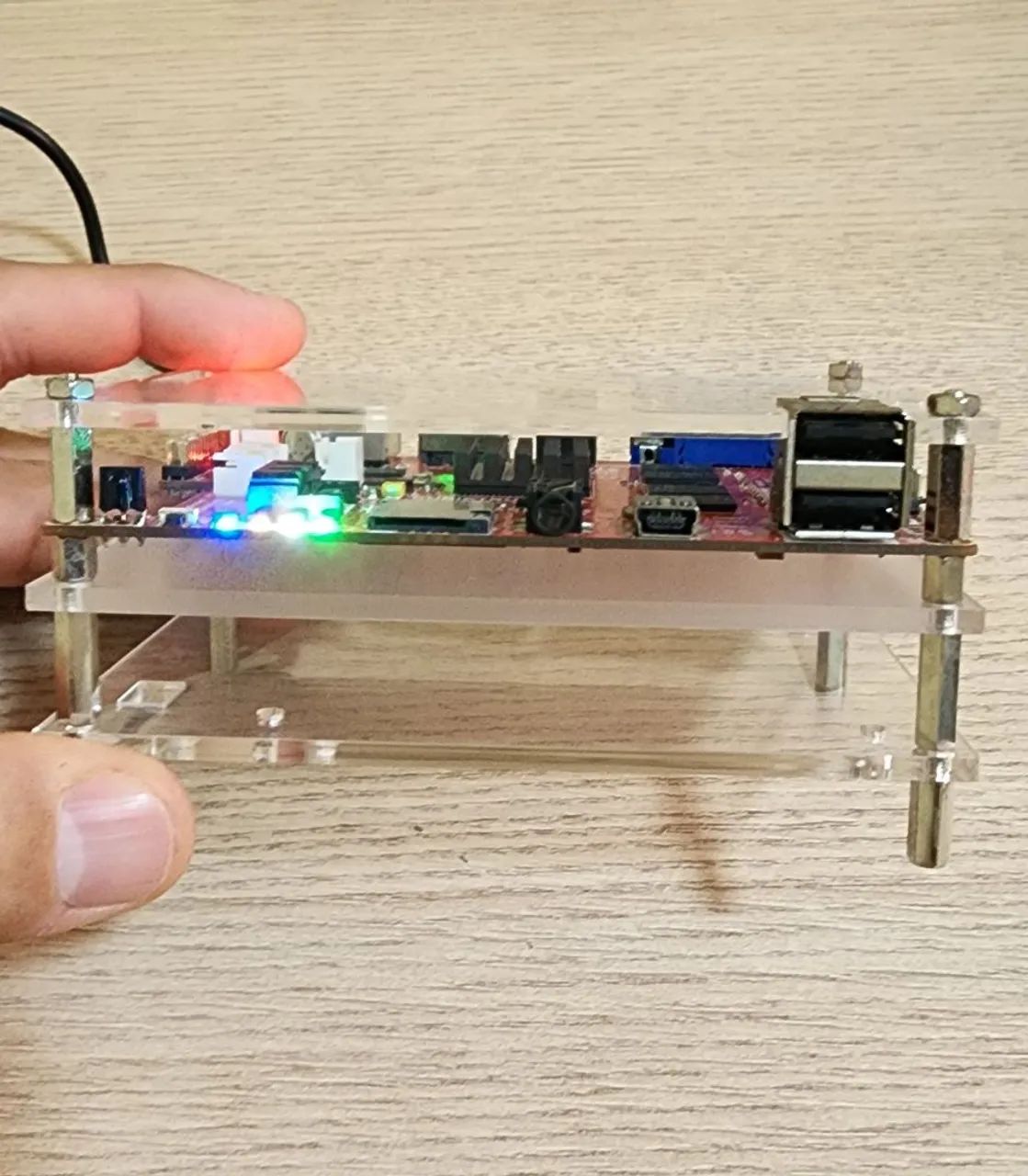 Mini PC Cubieboard 3 CubieTruck A20 Dual Core com WiFi,. Bluetooth, HDMI e SATA 2.0 - Foto 2