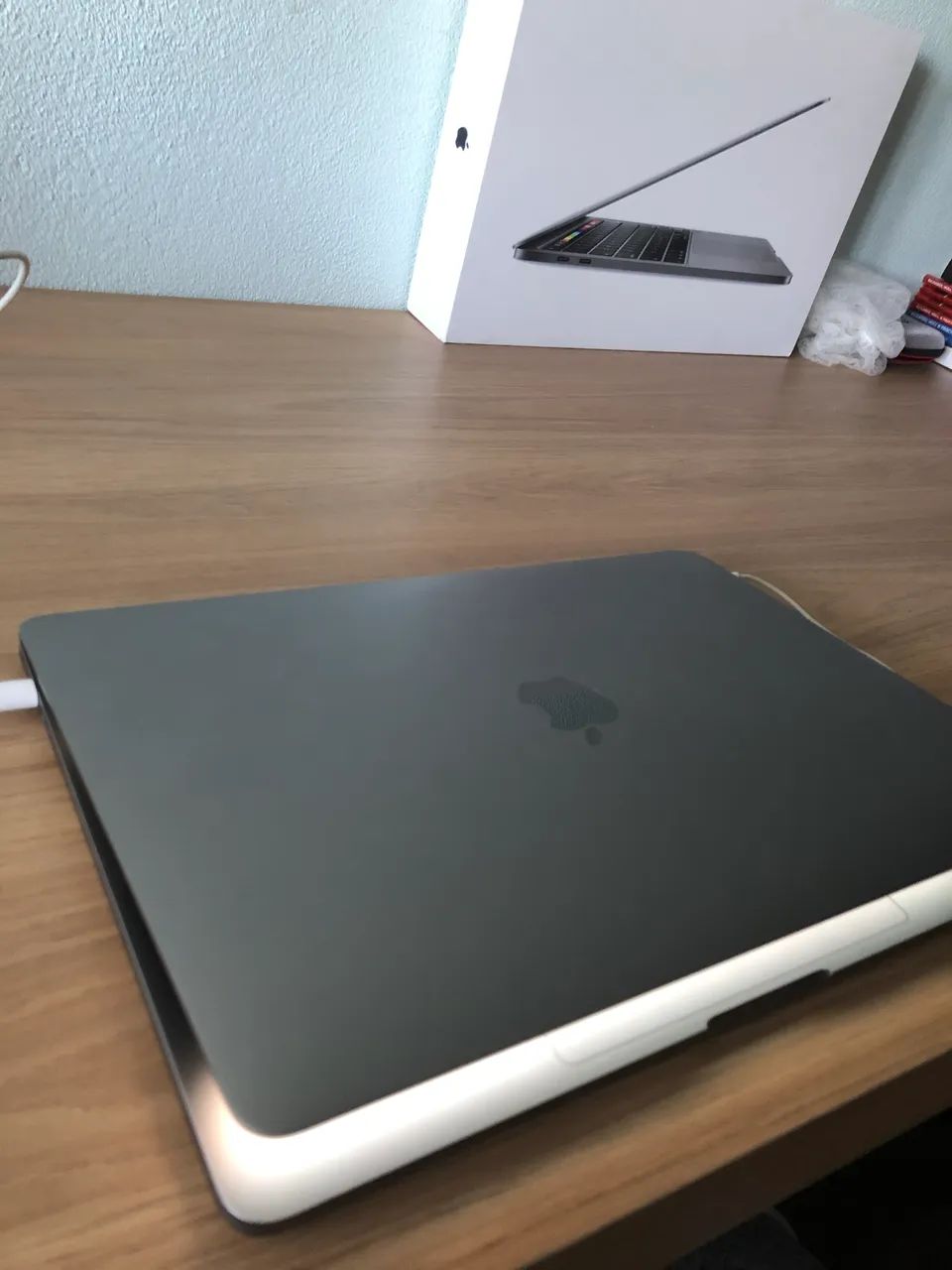 MacBook Pro 13" (2019) - Space Gray + Desempenho e Portabilidade - Foto 2