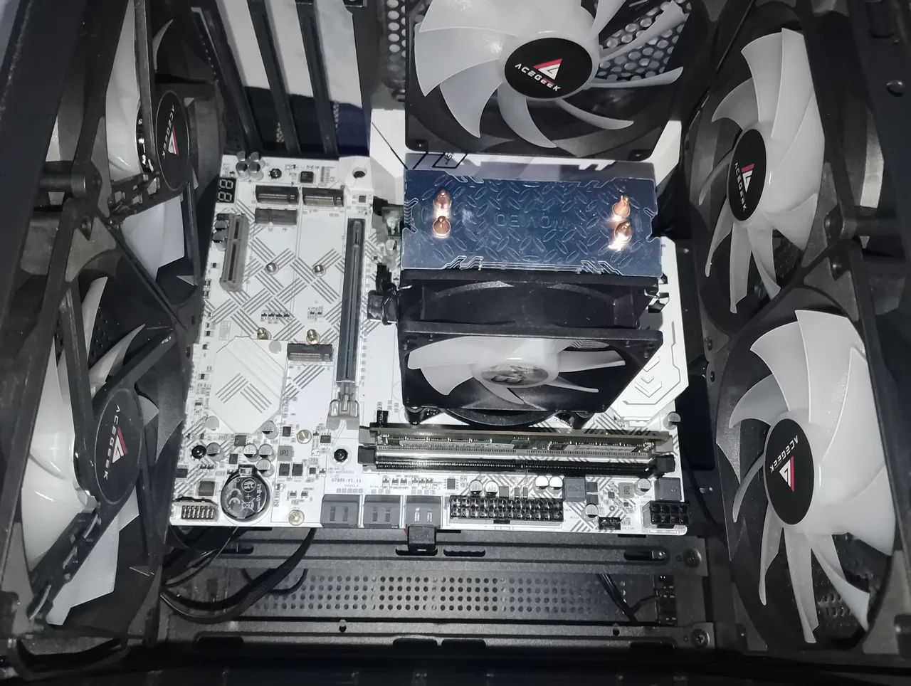 Xeon Kit468277888937502720