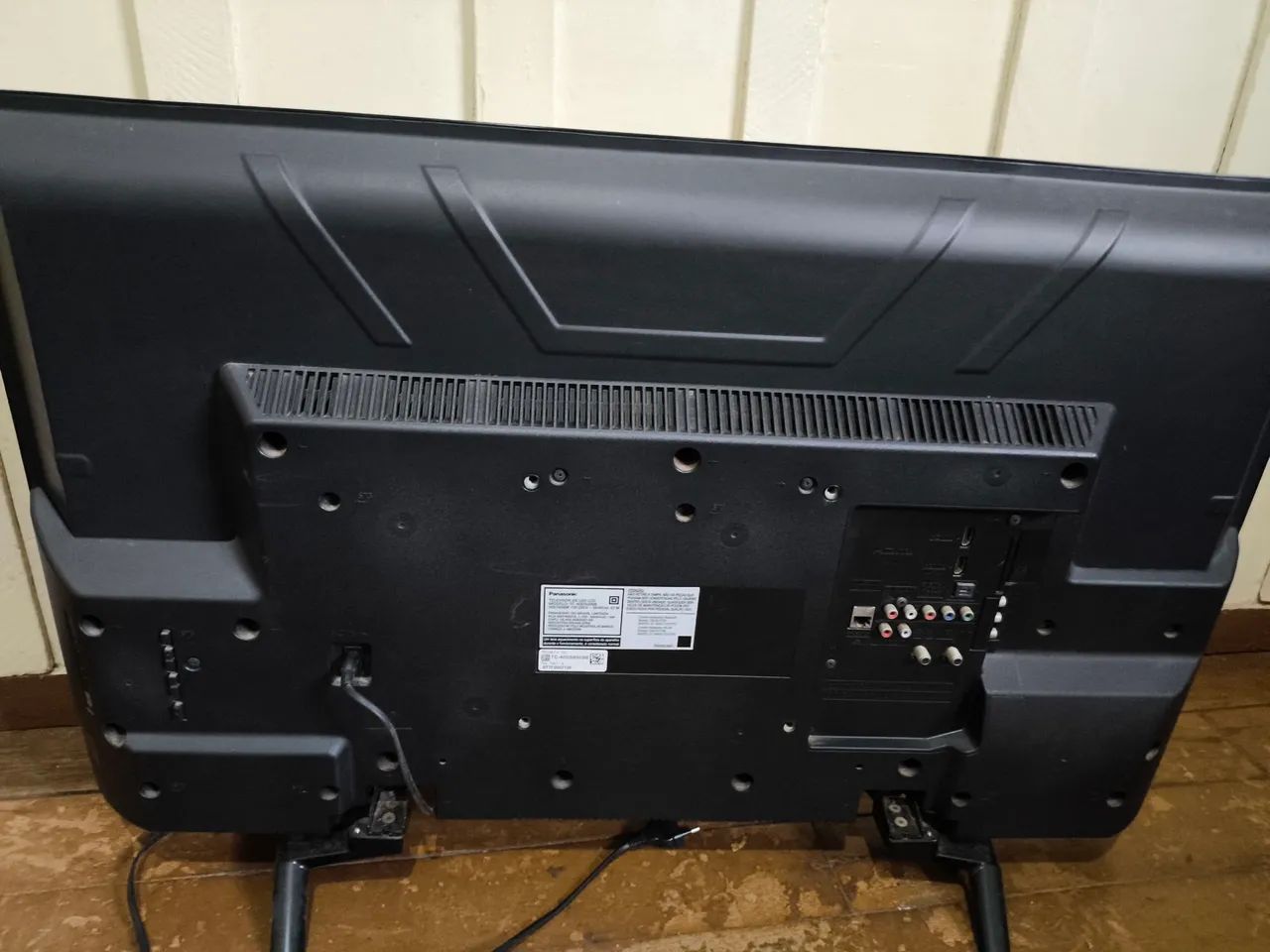 Vendo TV Panasonic 43 usado  - Foto 2