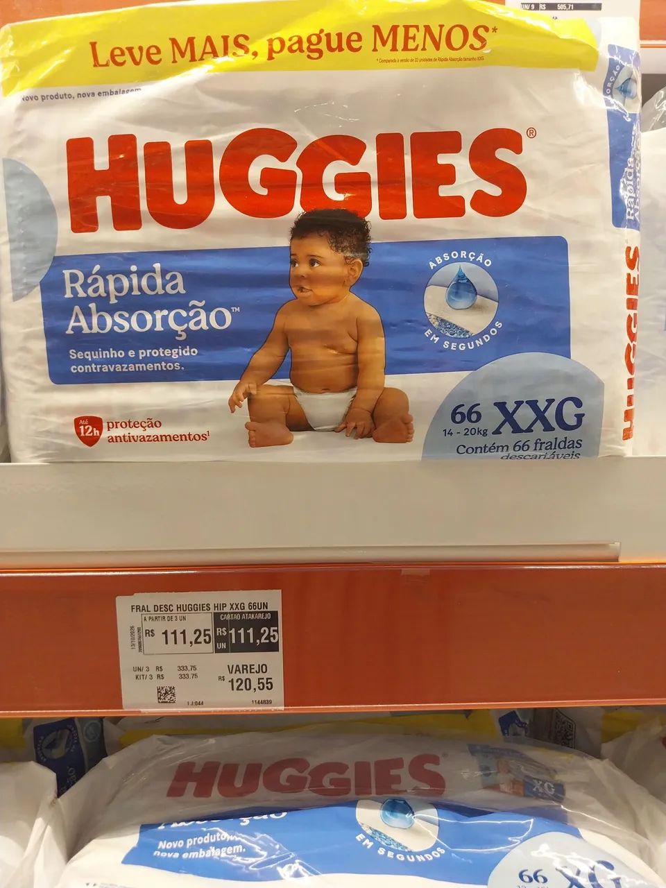 Vendo pacote de fraldas huggies - Foto 2