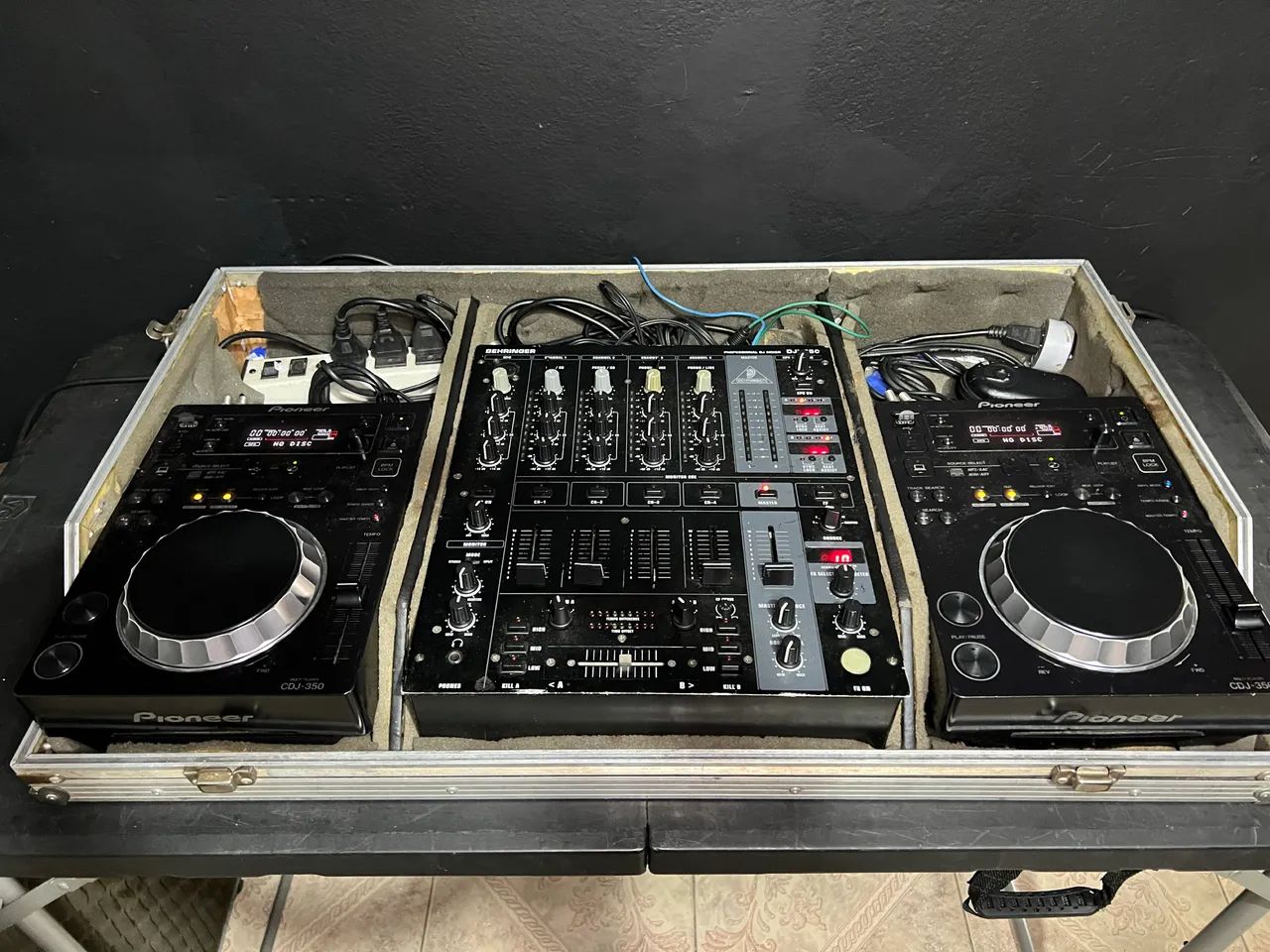 Kit DJ Completo CDJ 350 Pioneer + Mixer + Case - Oportunidade