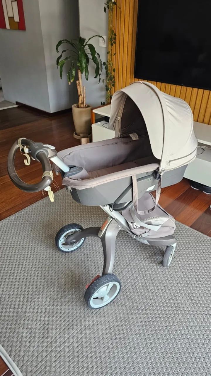 Carrinho de bebe Stokke + moisés ! maravilhoso!