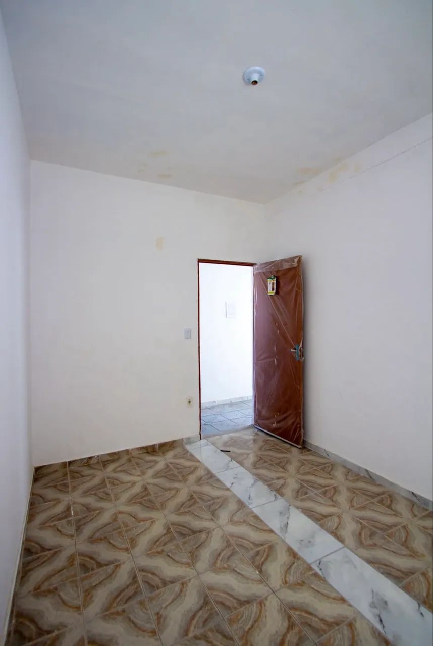 Ótima casa próximo a praça do Bandeirantes!  - Foto 5
