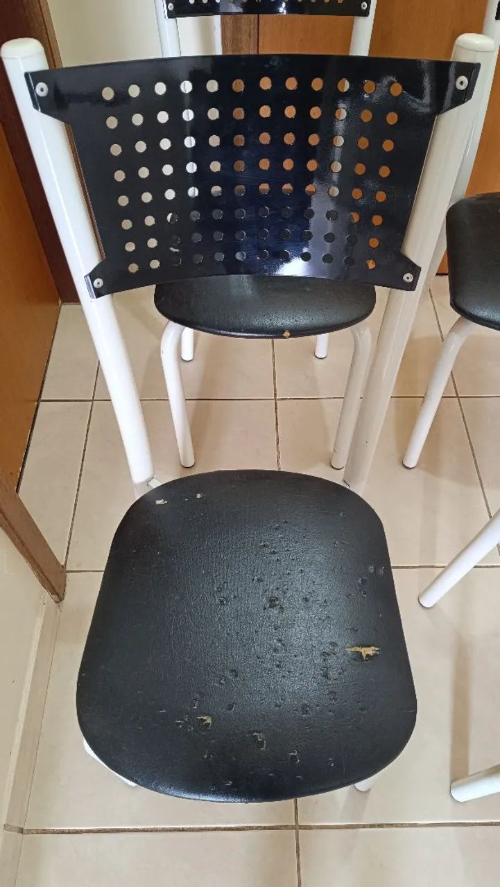 Conjunto com 4 Cadeiras  - Foto 2