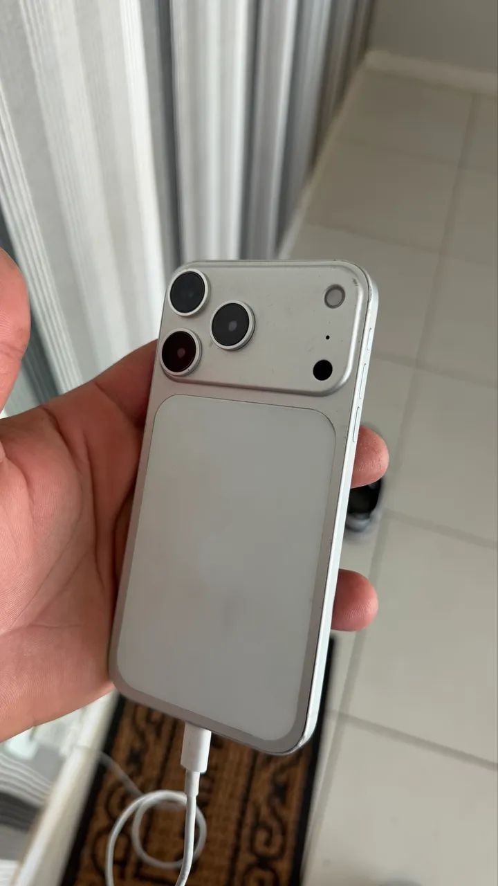 iPhone XR 128 sabor 17 pro  - Foto 3