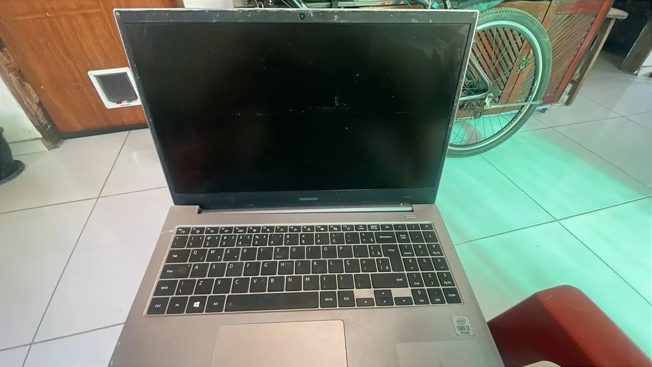 Notebook Samsung Book E30( Peças ou reparo) - Foto 4