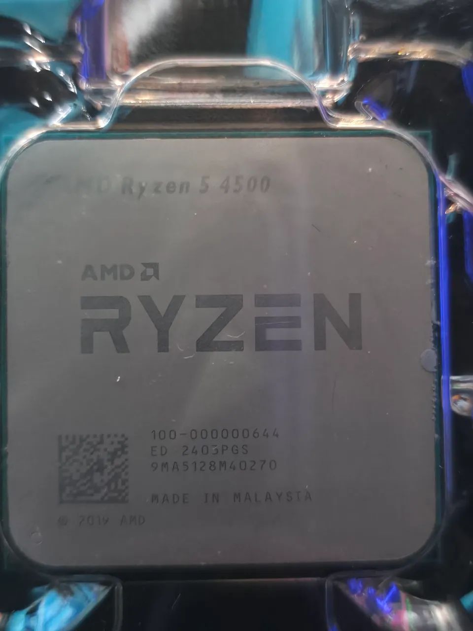 ?Processador AMD Ryzen 5 4500 (6 Núcleos / 12 Threads) - Impecável