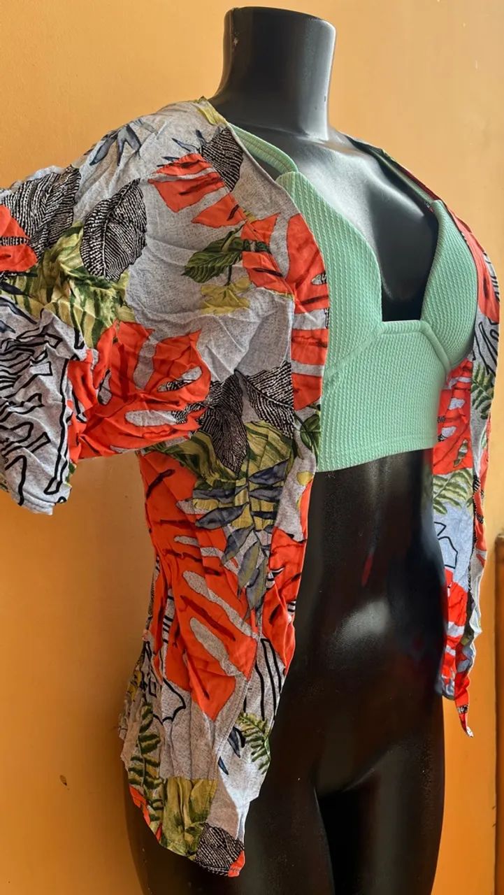 KIMONO ESTAMPADO VESTE ATE UM 40