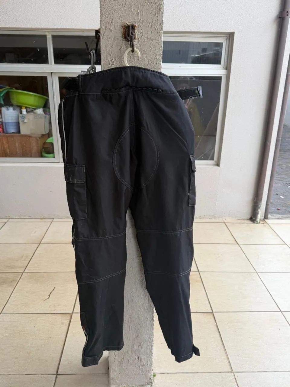 Jaqueta, calça e botas impermeáveis da zebra - Foto 4