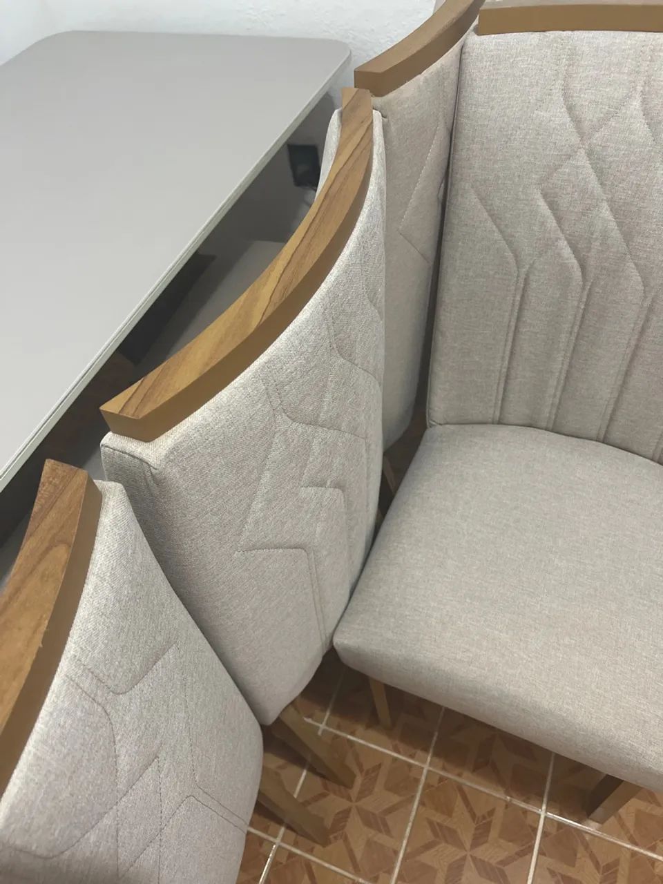 Mesa com 6 cadeiras  - Foto 4