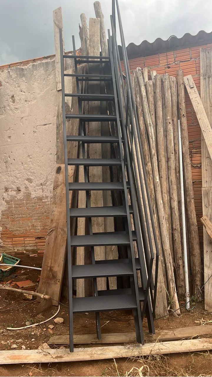 Escada de ferro  - Foto 2