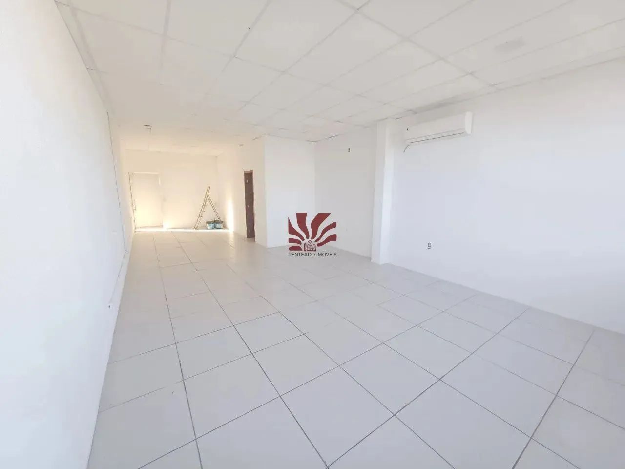 Sala Com 45m², Marechal Randon - Canoas - Foto 2