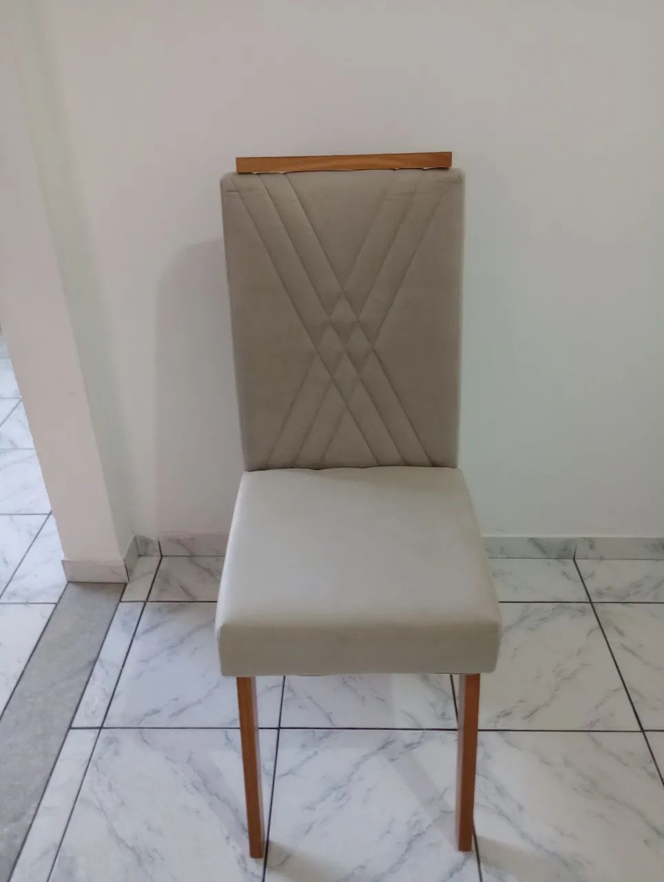 Vendo cadeira para mesa de jantar 