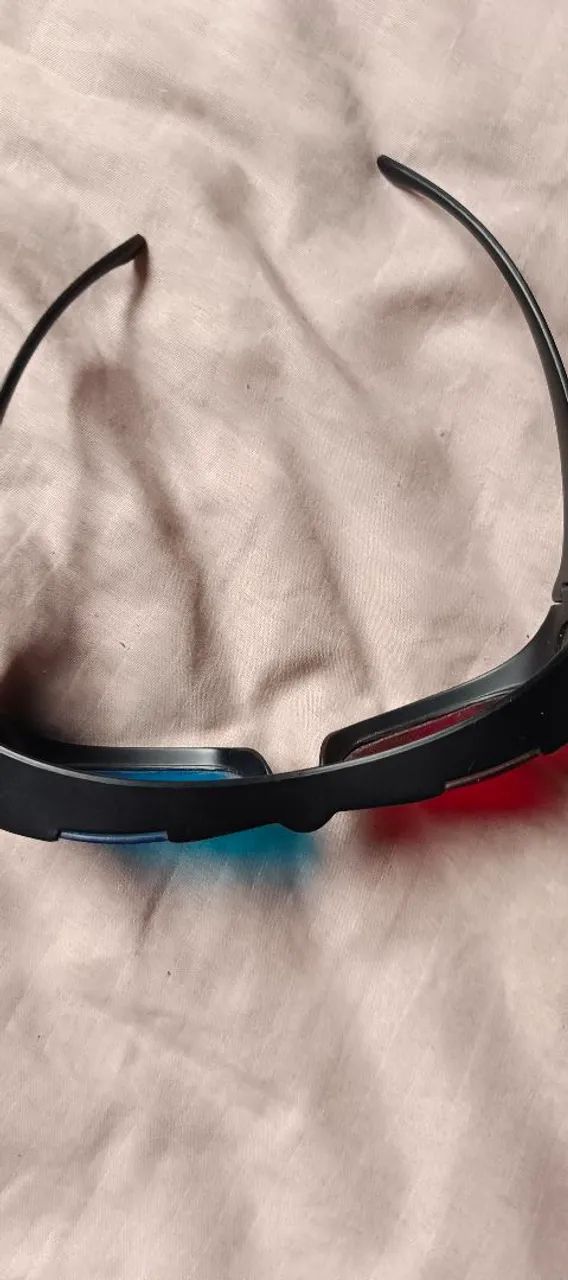 óculos em 3 d usado - Foto 3