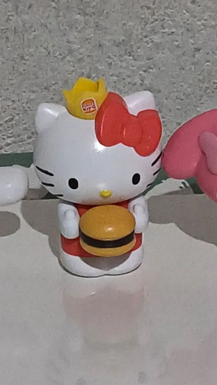 Bonecos da Hello Kitty  - Foto 4